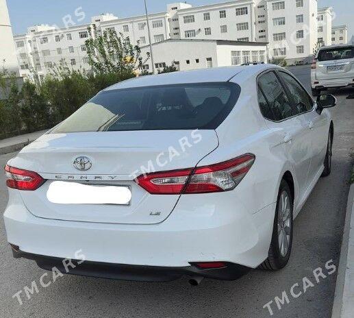 Toyota Camry 2018 - 325 000 TMT - Aşgabat - img 6