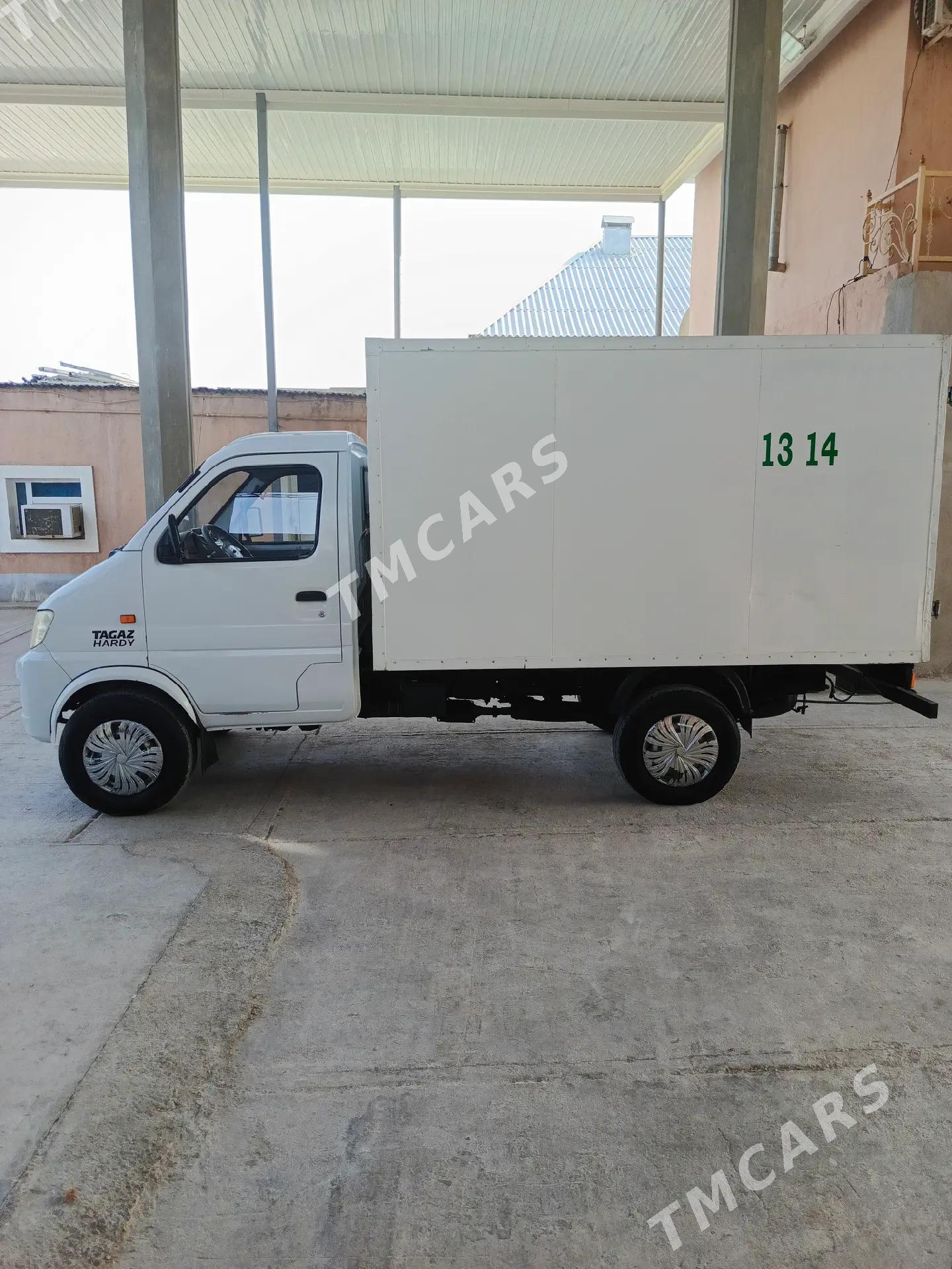 Toyota Dyna 2013 - 160 000 TMT - Balkanabat - img 2