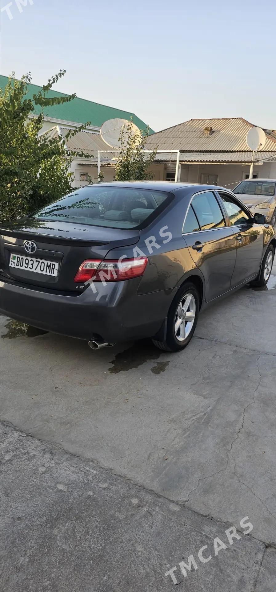 Toyota Camry 2006 - 130 000 TMT - Мары - img 4