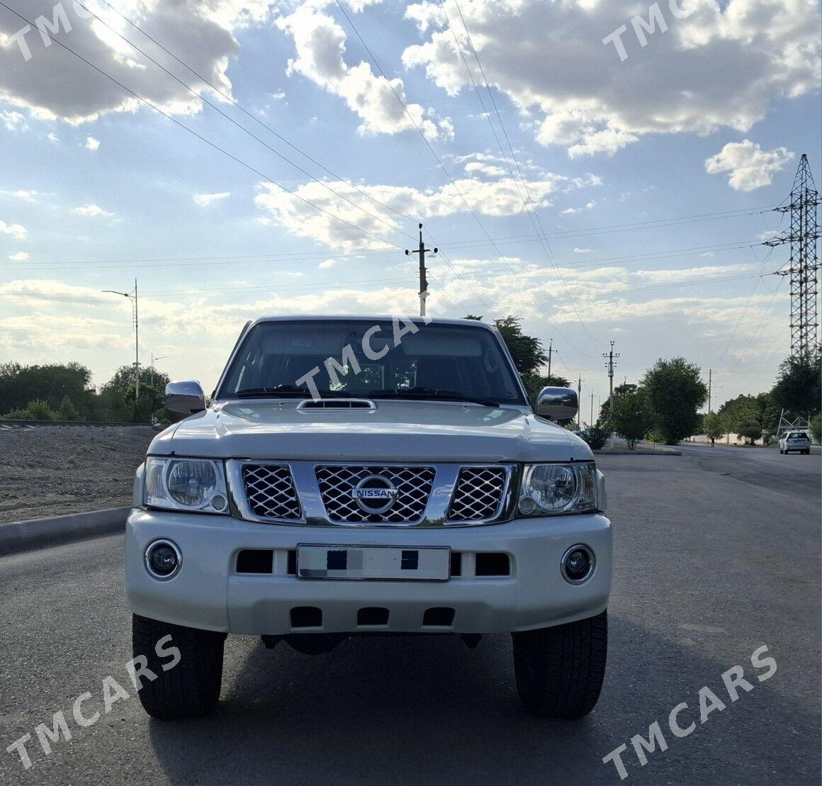 Nissan Patrol 2013 - 600 000 TMT - Aşgabat - img 2