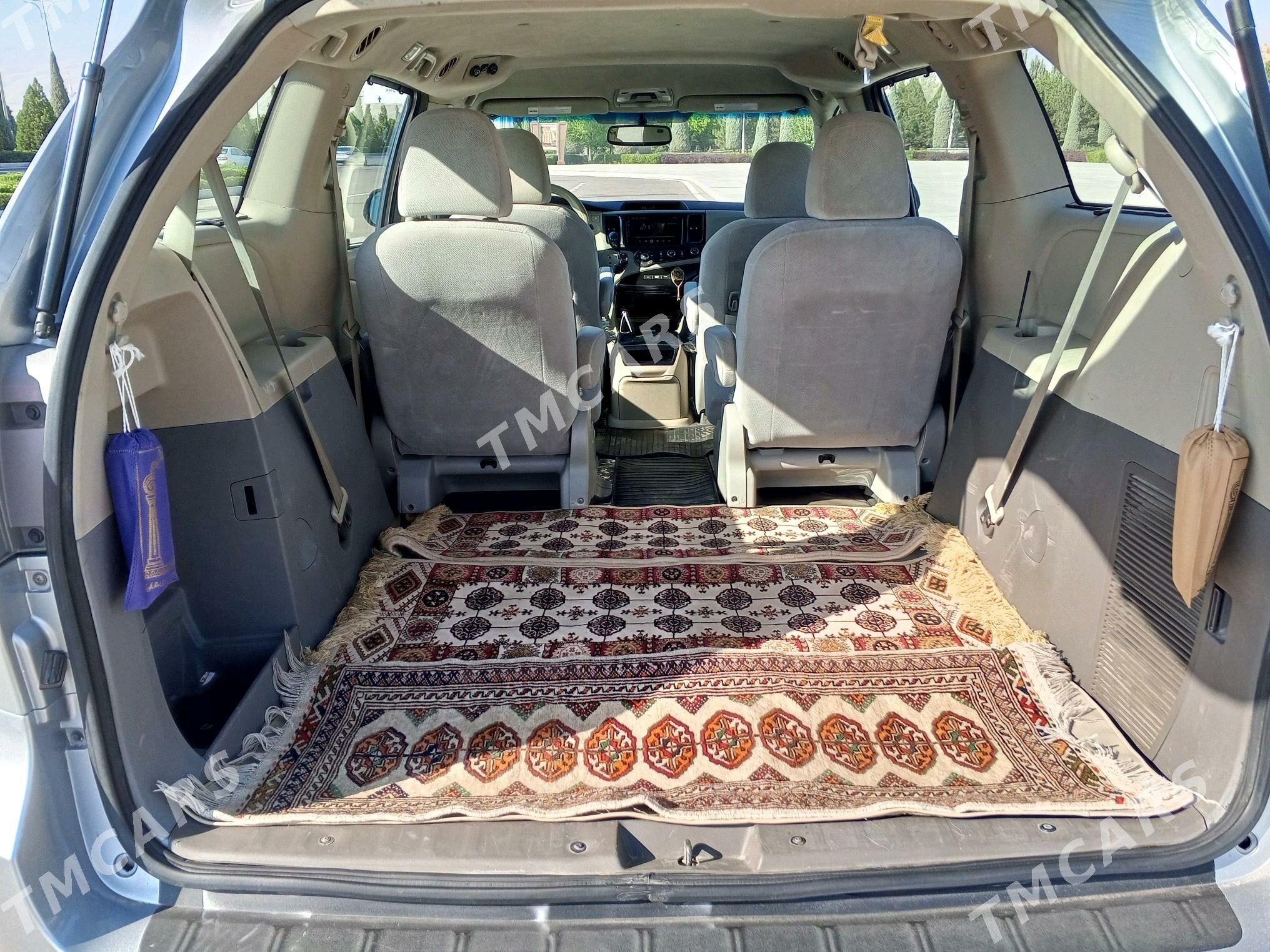Toyota Sienna 2011 - 290 000 TMT - Ашхабад - img 7