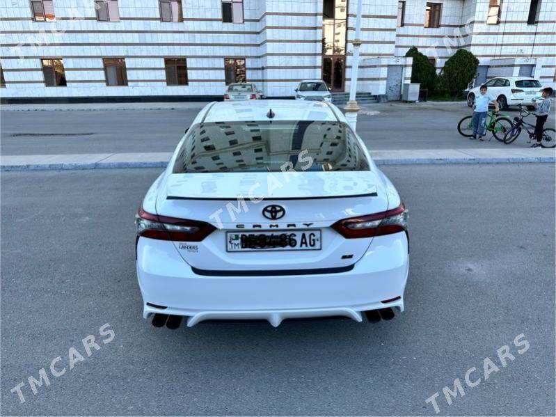 Toyota Camry 2021 - 335 000 TMT - Aşgabat - img 4