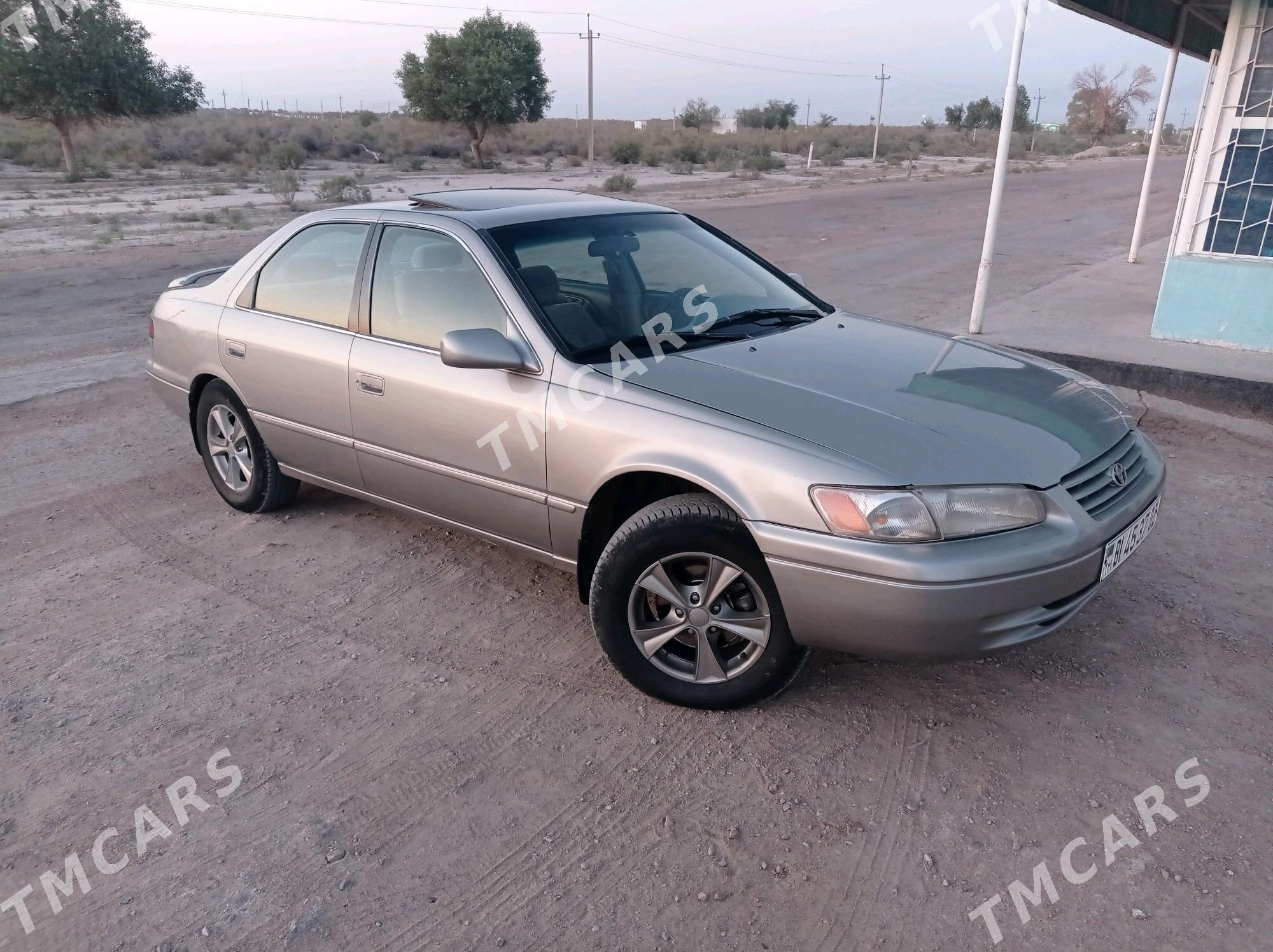 Toyota Camry 1997 - 130 000 TMT - Köneürgenç - img 5