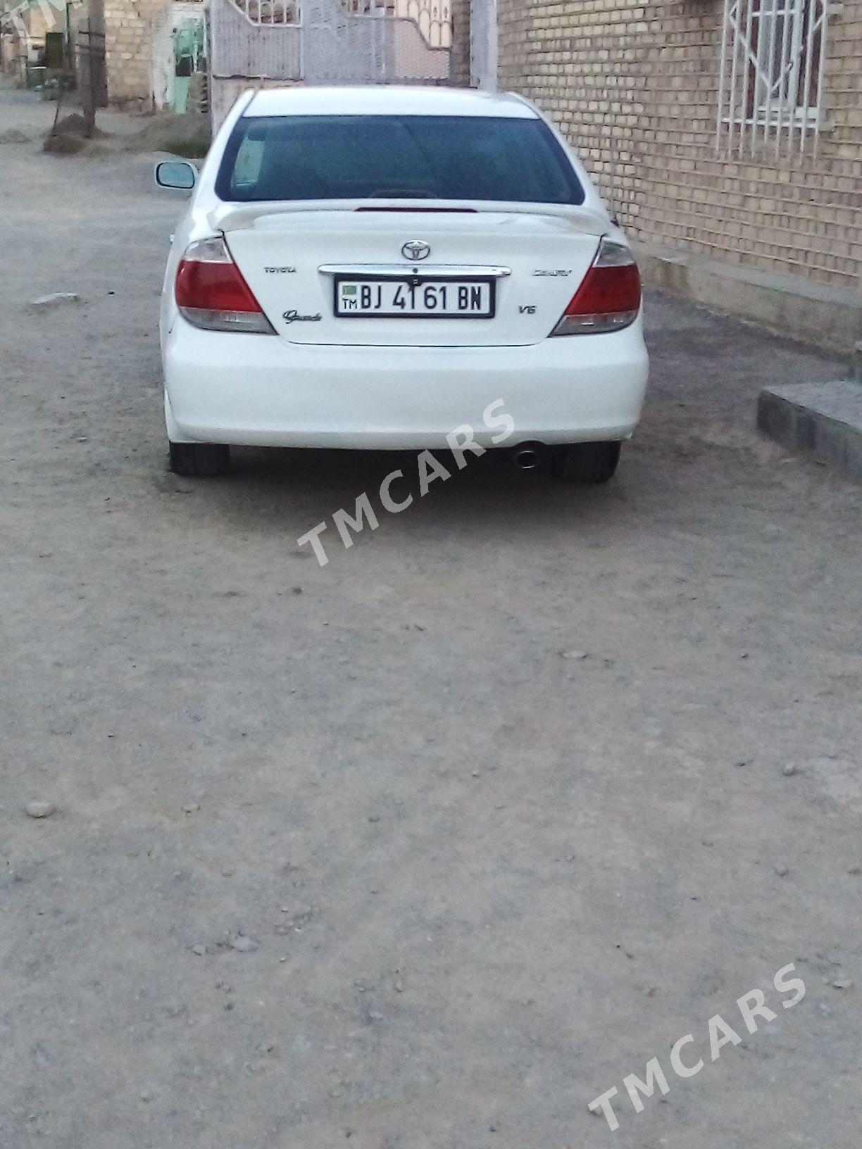 Toyota Camry 2004 - 140 000 TMT - Bereket - img 3