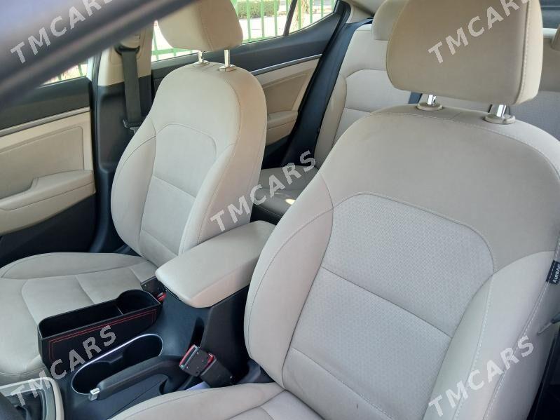 Hyundai Elantra 2017 - 185 000 TMT - Aşgabat - img 6