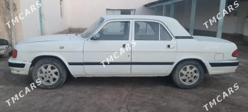 Toyota Camry 2000 - 15 000 TMT - Достлук - img 4