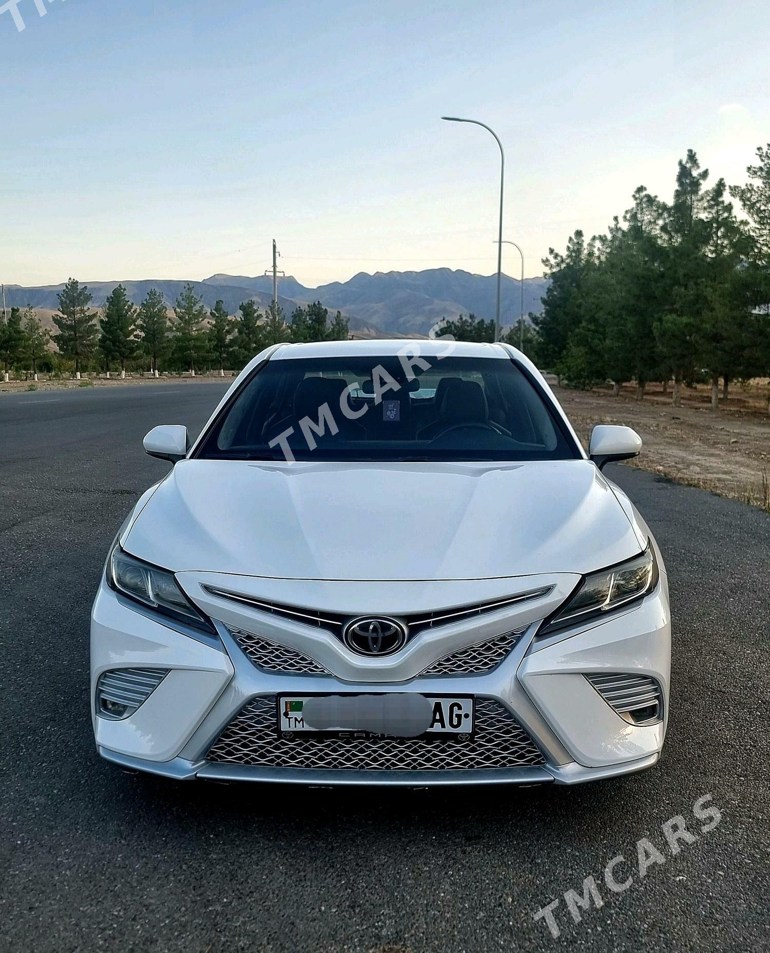 Toyota Camry 2018 - 275 000 TMT - Aşgabat - img 6