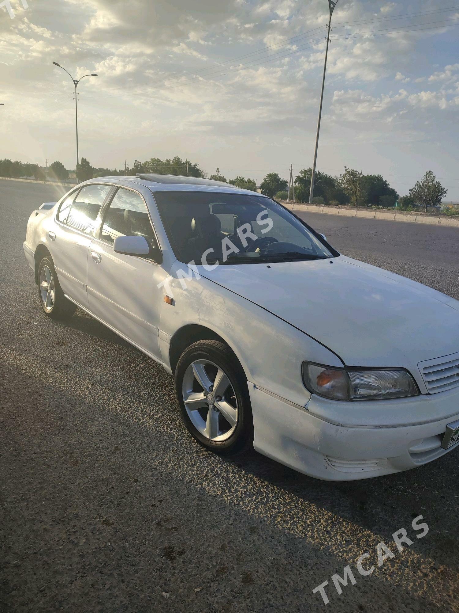 Infiniti I30 1995 - 60 000 TMT - Бахарден - img 3