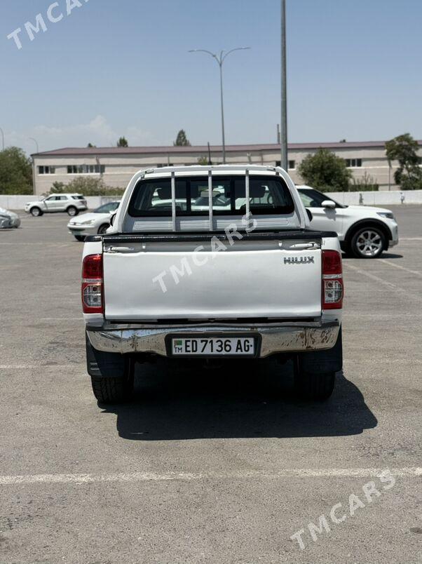 Toyota Hilux 2012 - 283 000 TMT - Aşgabat - img 3