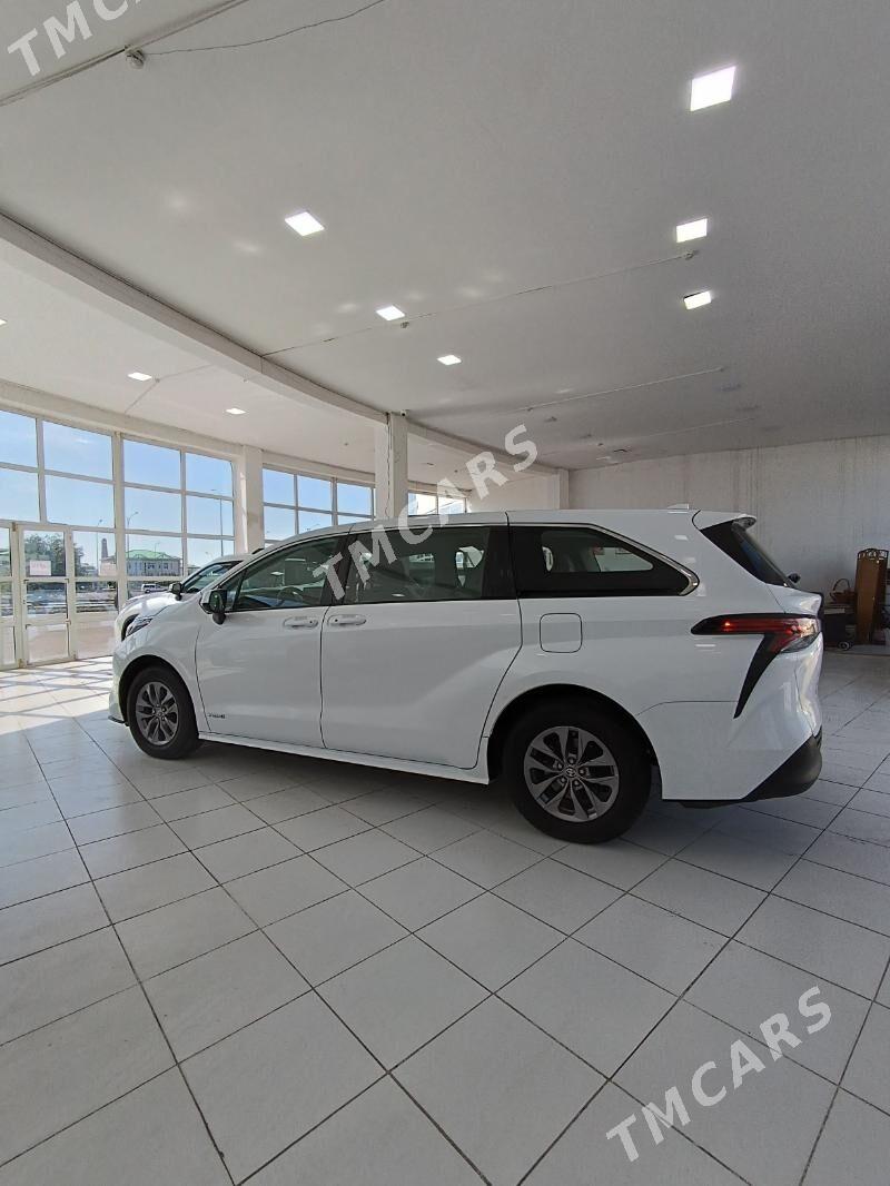 Toyota Sienna 2022 - 480 000 TMT - Daşoguz - img 2