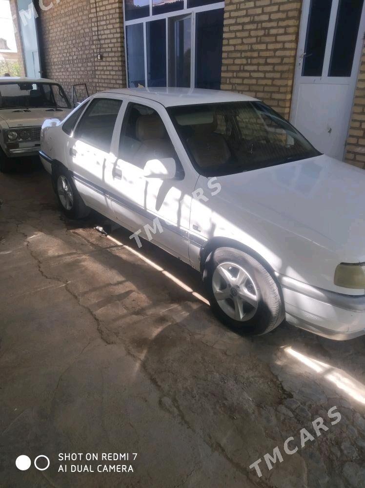 Opel Vectra 1991 - 22 000 TMT - Саят - img 4