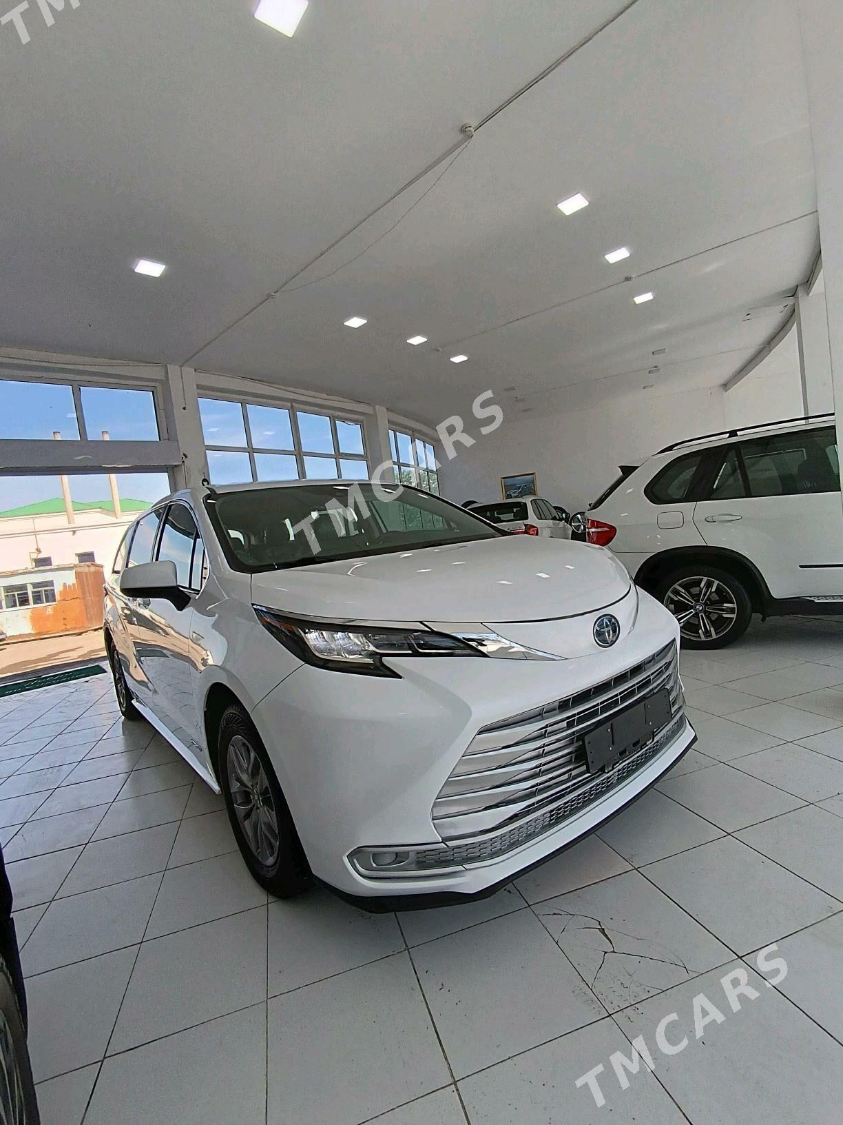 Toyota Sienna 2022 - 480 000 TMT - Daşoguz - img 7