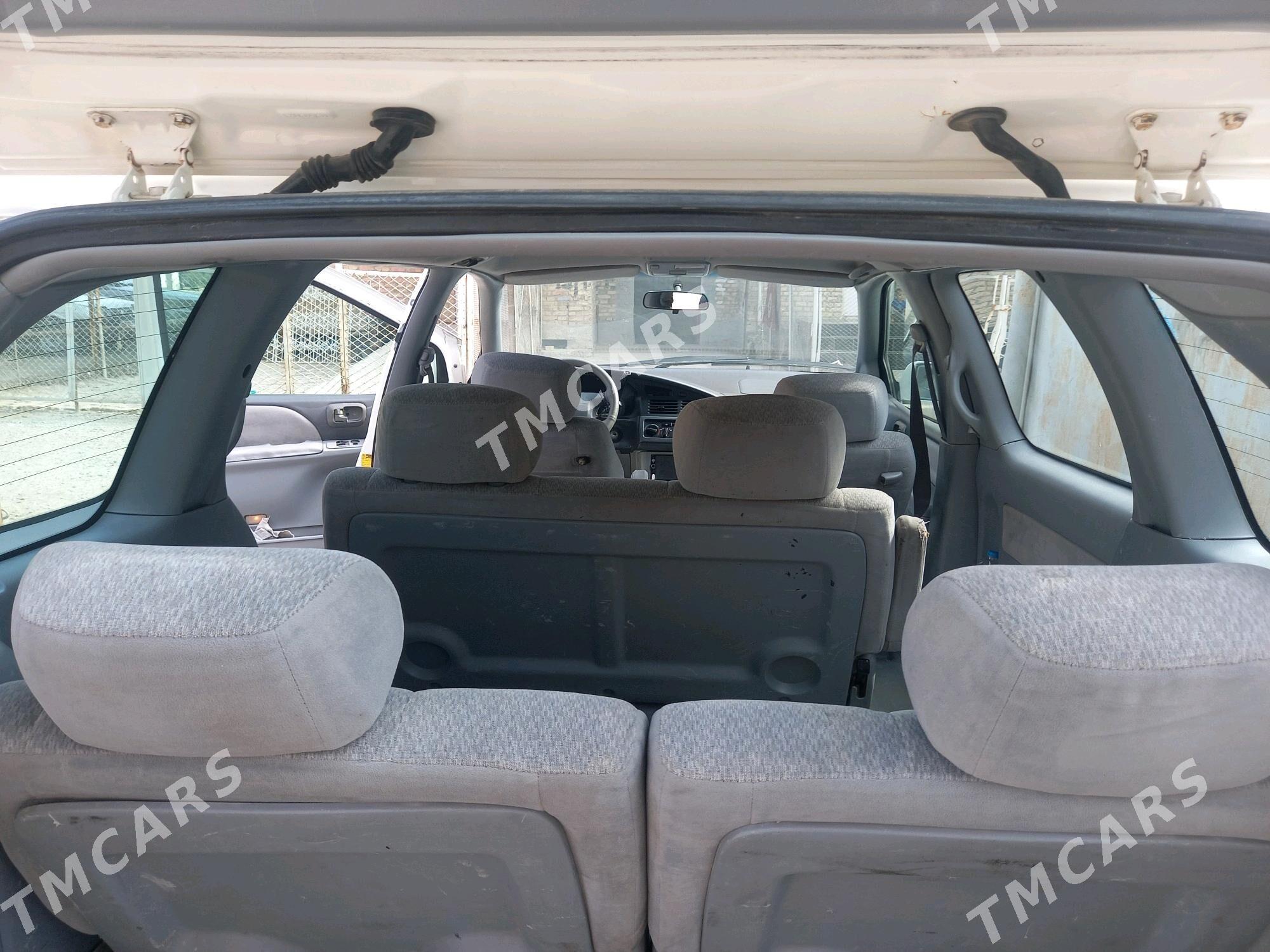 Toyota Sienna 2001 - 150 000 TMT - Мары - img 3