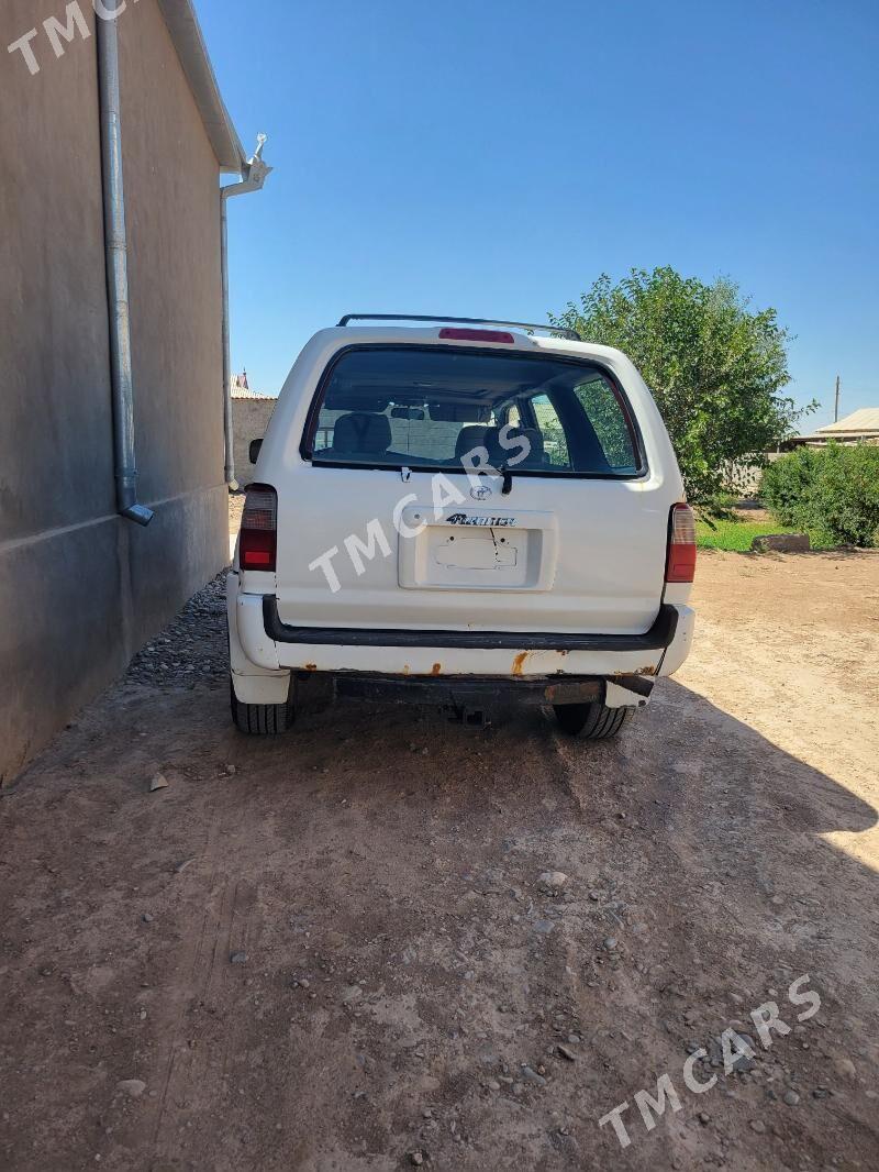 Toyota 4Runner 1998 - 70 000 TMT - Sarahs - img 3