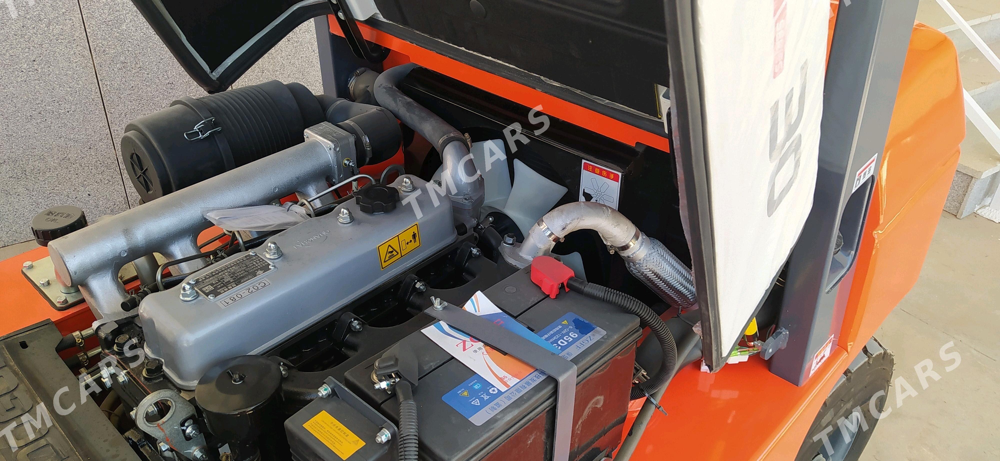 Kara Forklift 2023 - 224 000 TMT - Туркменабат - img 4