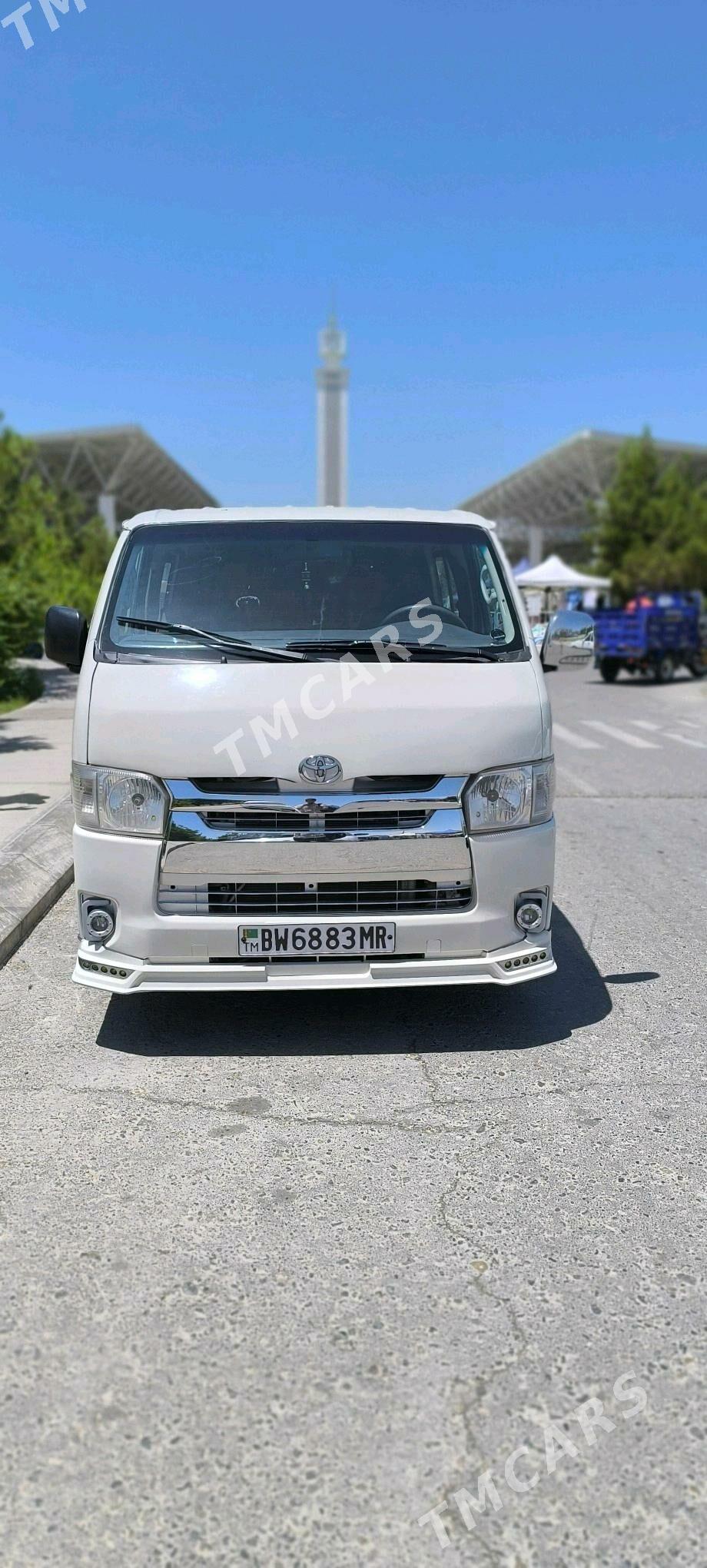 Toyota Hiace 2007 - 199 000 TMT - Мары - img 4