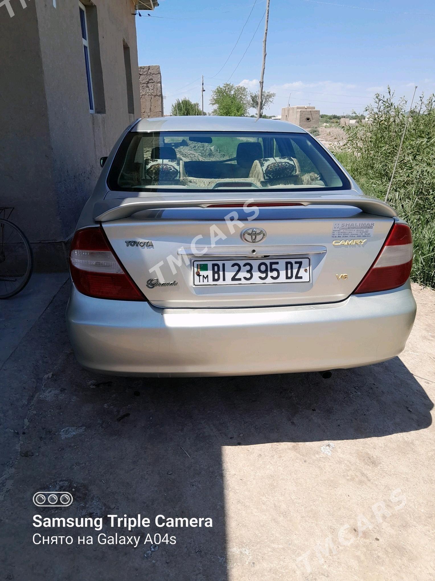 Toyota Camry 2004 - 125 000 TMT - Köneürgenç - img 2