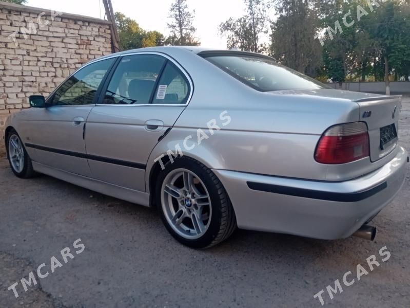 BMW E39 1998 - 105 000 TMT - Kaka - img 2