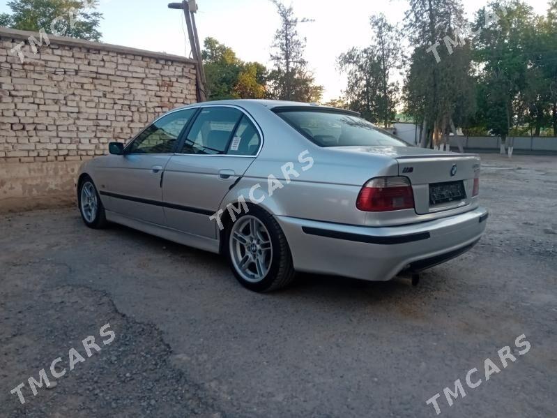 BMW E39 1998 - 105 000 TMT - Kaka - img 3