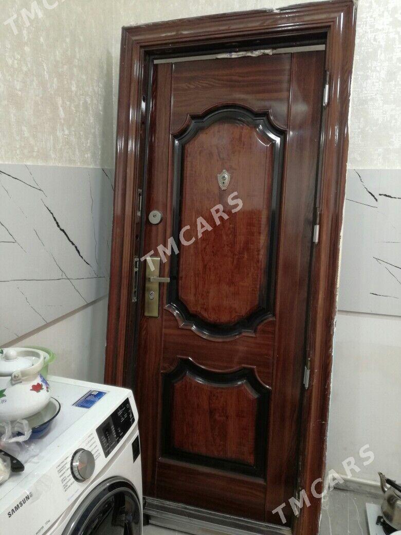 daşky gapy двер  гапы - Мир 4 - img 2