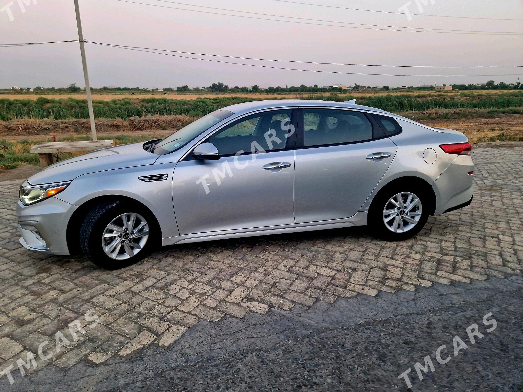 Kia Optima 2020 - 220 000 TMT - Ёлётен - img 9