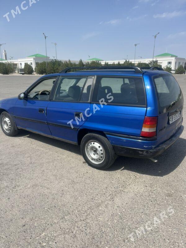 Opel Astra 1993 - 34 000 TMT - Дашогуз - img 4