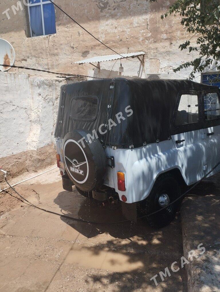 UAZ 469 2009 - 41 000 TMT - Sarahs - img 2