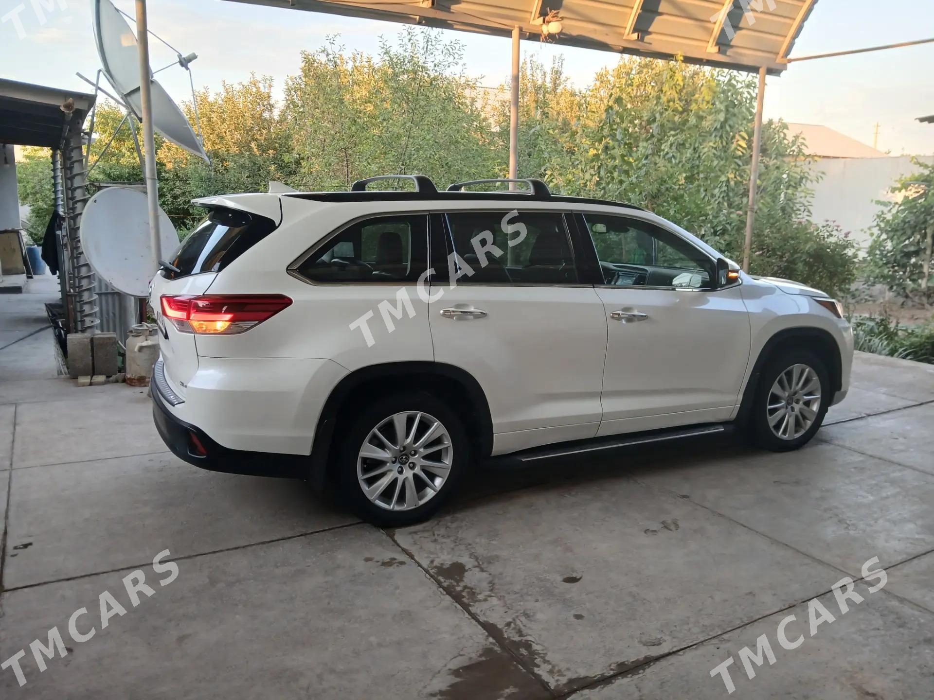 Toyota Highlander 2018 - 460 000 TMT - Daşoguz - img 5