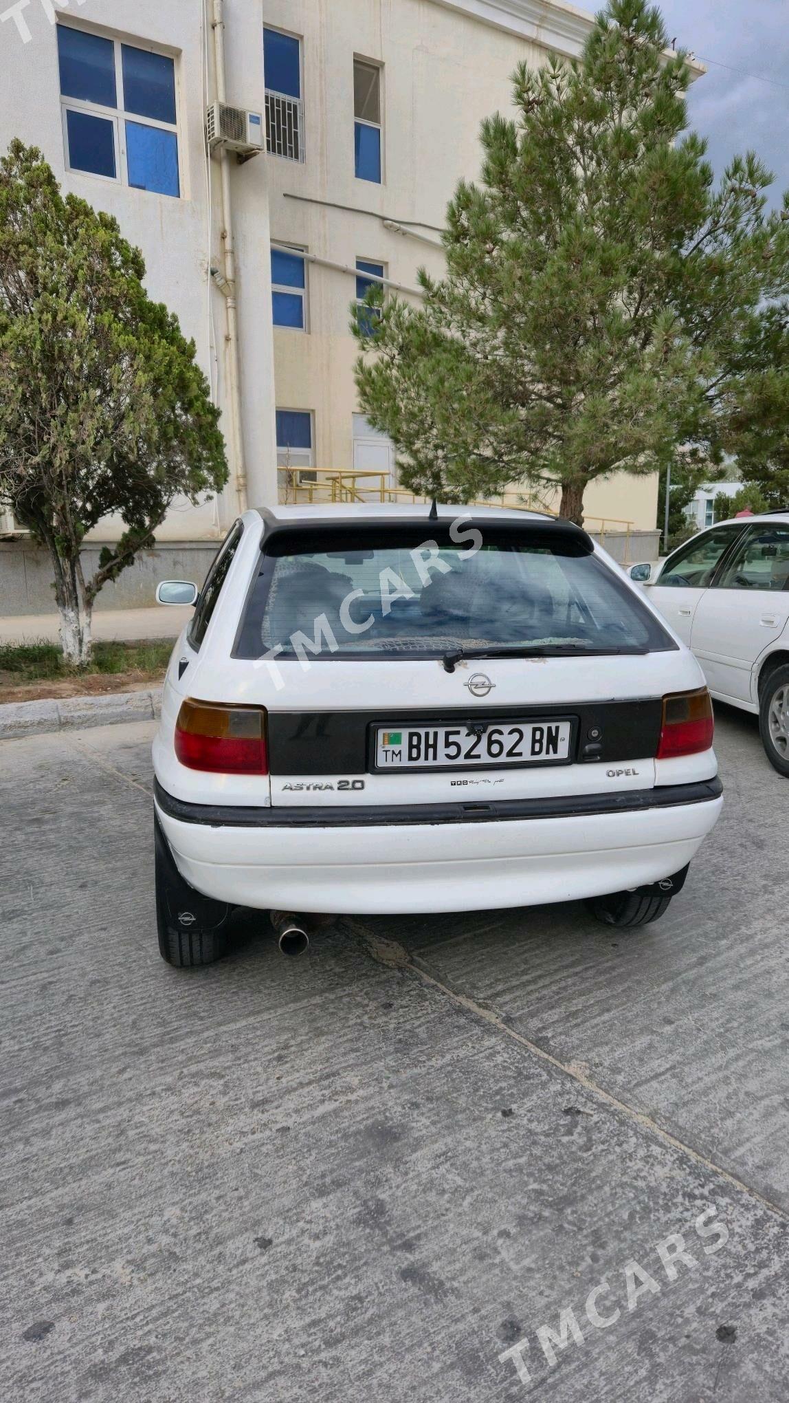 Opel Astra 1994 - 50 000 TMT - Балканабат - img 2