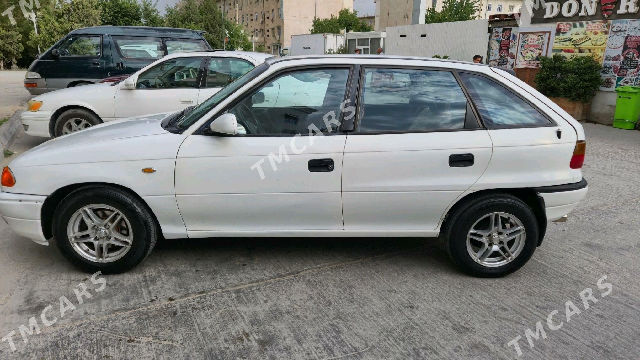 Opel Astra 1994 - 50 000 TMT - Балканабат - img 3