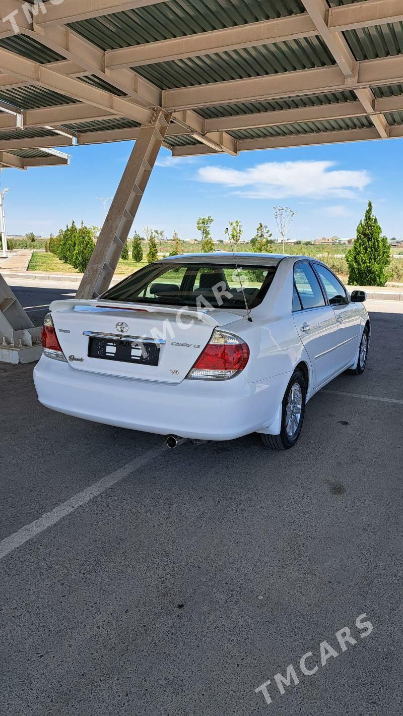 Toyota Camry 2005 - 160 000 TMT - Дянев - img 2