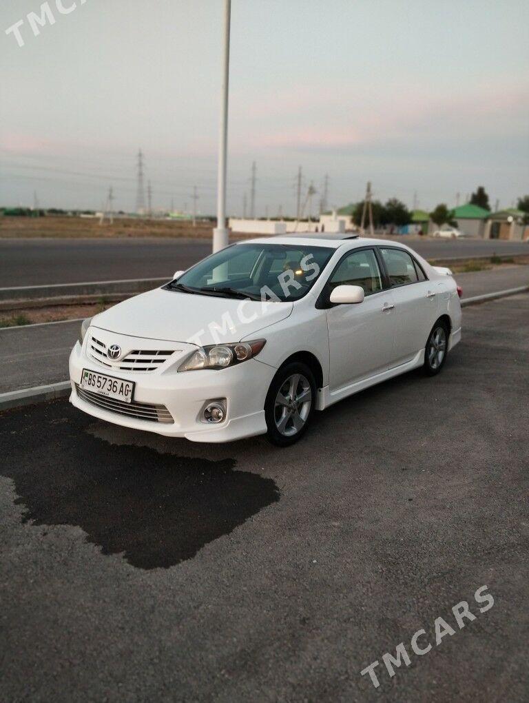 Toyota Corolla 2013 - 160 000 TMT - Büzmeýin GRES - img 1