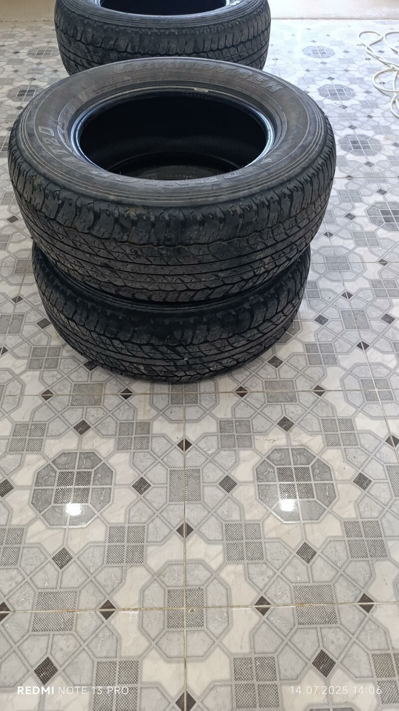 265/65R17 land cruiser prado 1 200 TMT - Hazar - img 4
