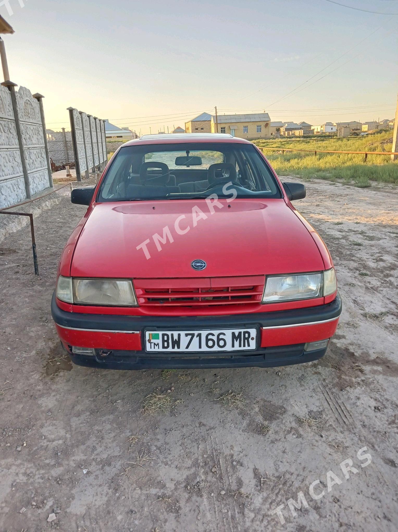 Opel Vectra 1990 - 17 000 TMT - Mary - img 1