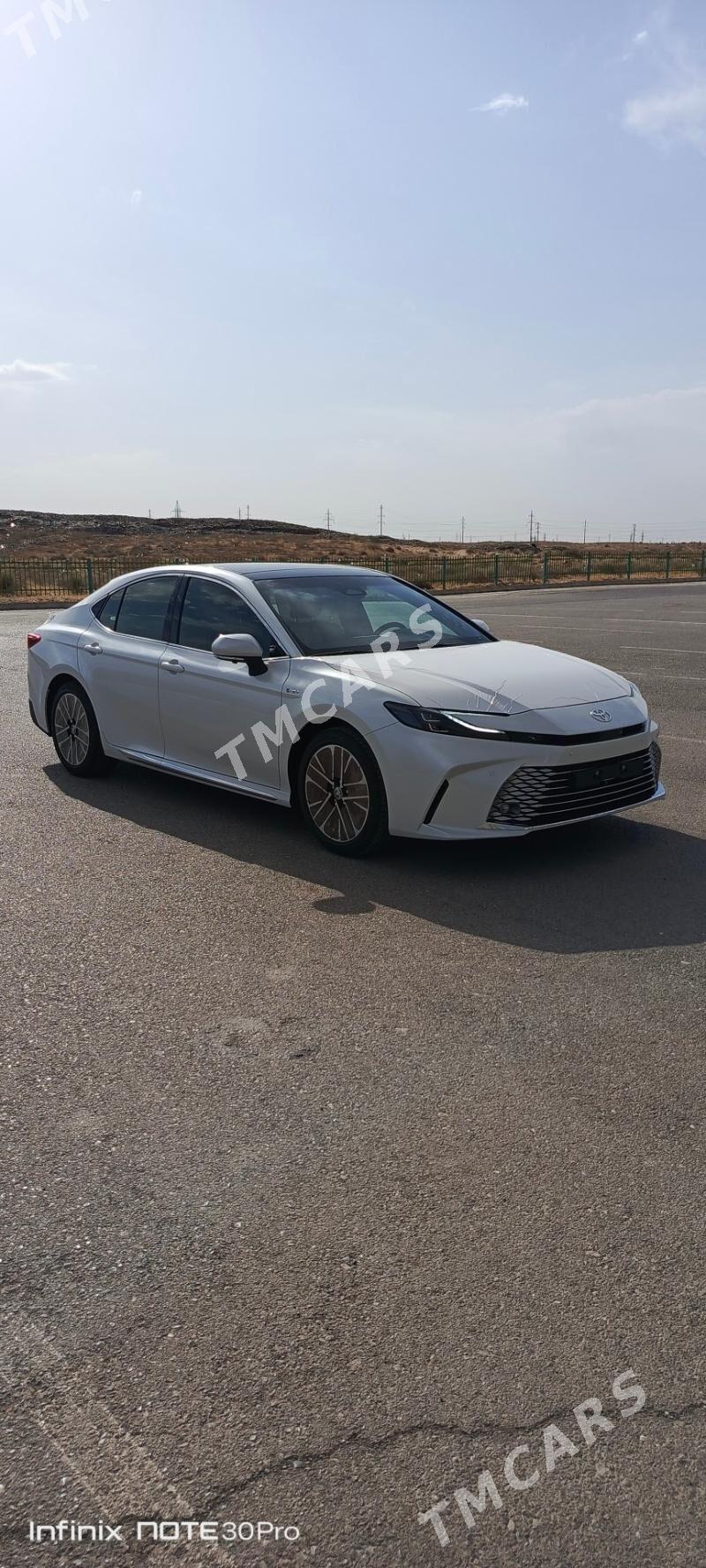 Toyota Camry 2025 - 823 000 TMT - Aşgabat - img 3