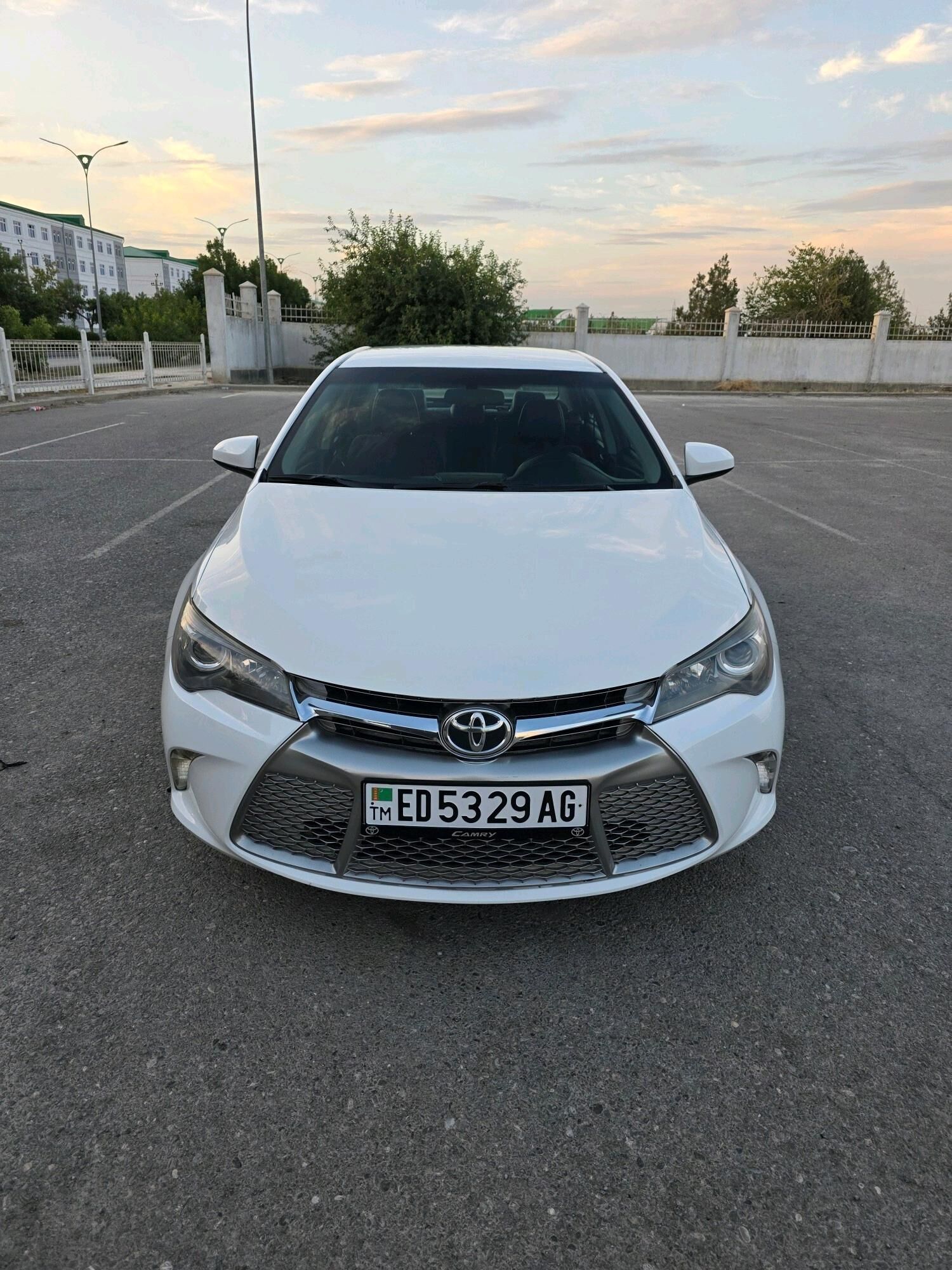 Toyota Camry 2017 - 245 000 TMT - Бузмеин ГРЭС - img 3