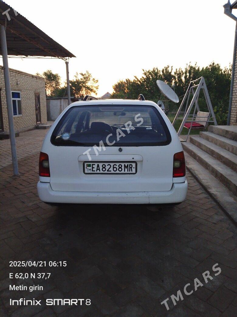 Toyota Corolla 1995 - 46 000 TMT - Baýramaly - img 2