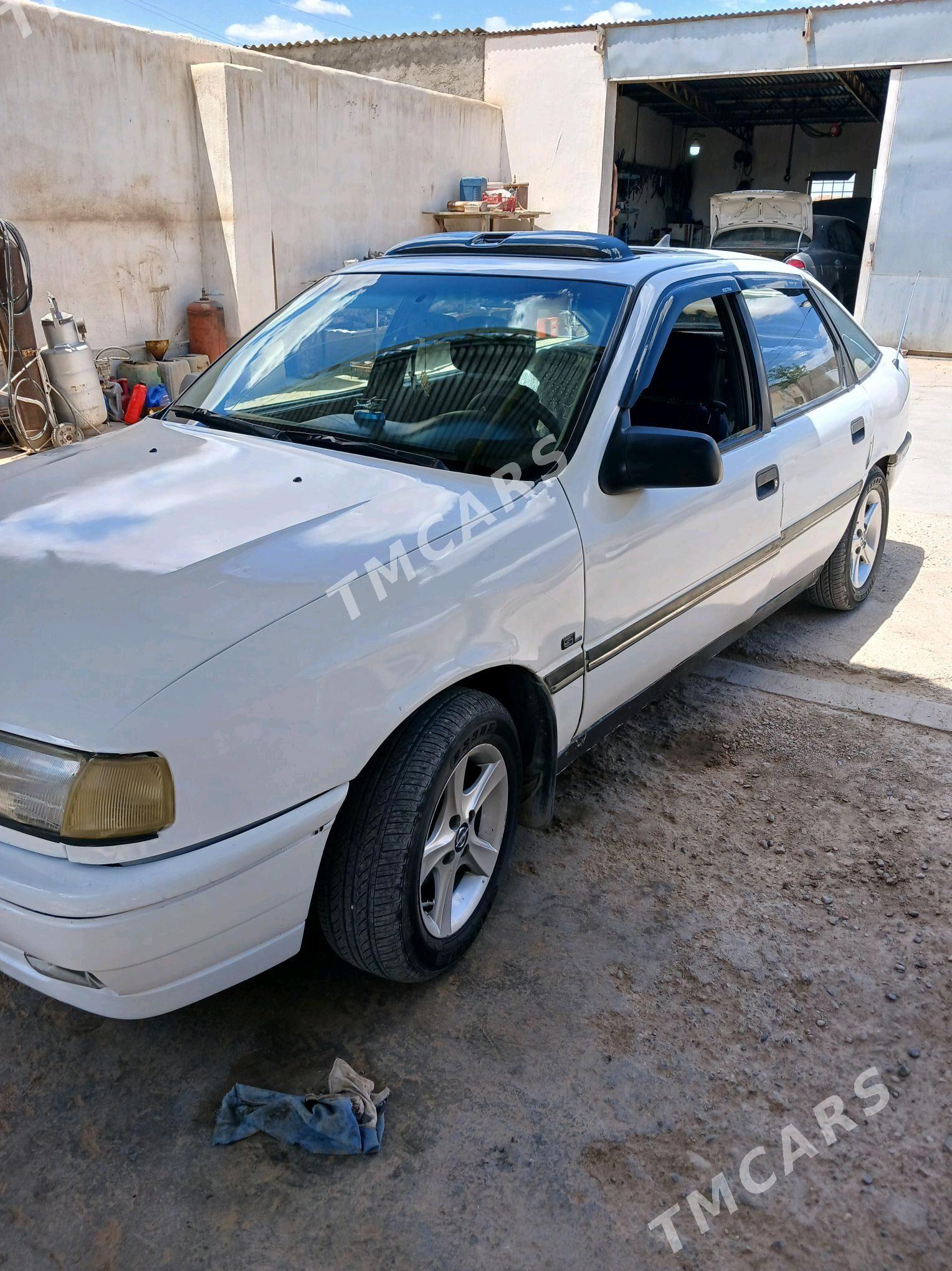 Opel Astra 1991 - 30 000 TMT - Кака - img 3