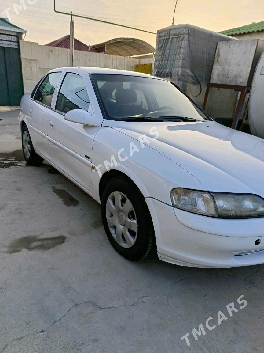 Opel Vectra 1996 - 43 000 TMT - Кипджак - img 4