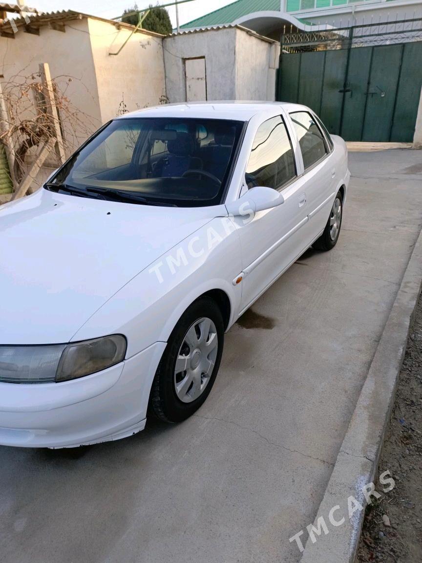Opel Vectra 1996 - 43 000 TMT - Кипджак - img 7
