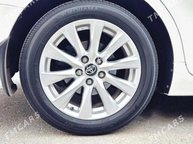 Toyota Camry 2019 - 275 000 TMT - Aşgabat - img 6