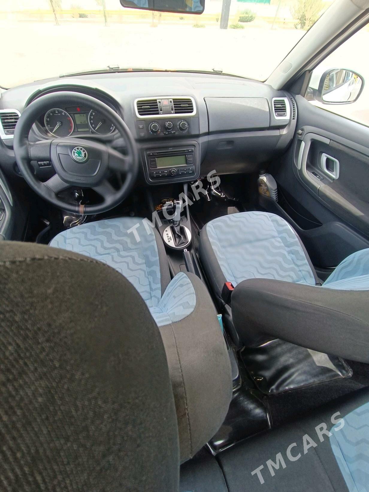 Skoda Fabia​ 2010 - 110 000 TMT - Parahat 7 - img 6
