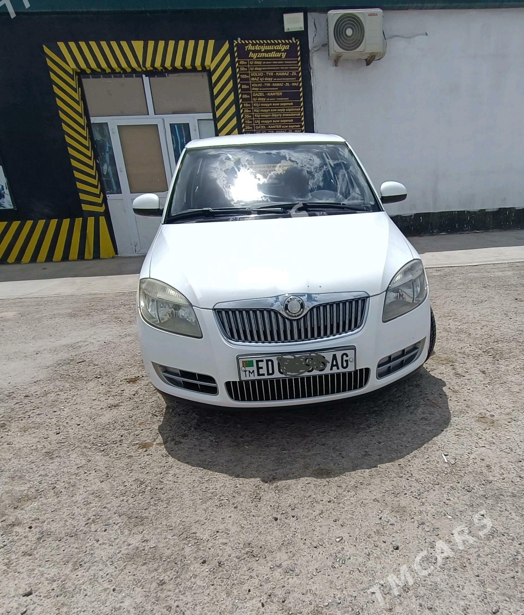 Skoda Fabia​ 2010 - 110 000 TMT - Parahat 7 - img 4