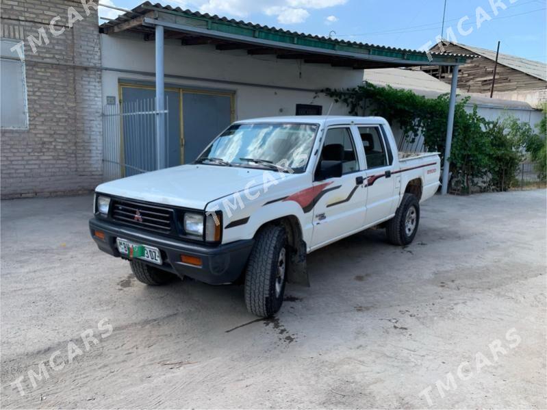 Mitsubishi L200 1999 - 65 000 TMT - Дашогуз - img 3