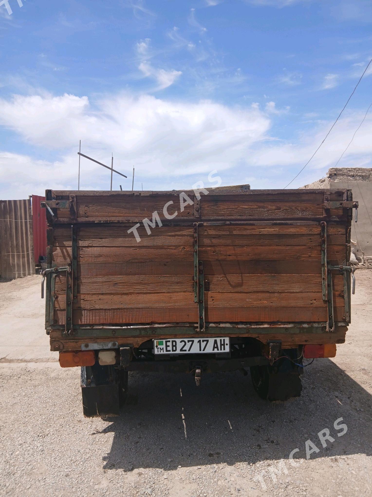UAZ 452 1989 - 45 000 TMT - Теджен - img 3