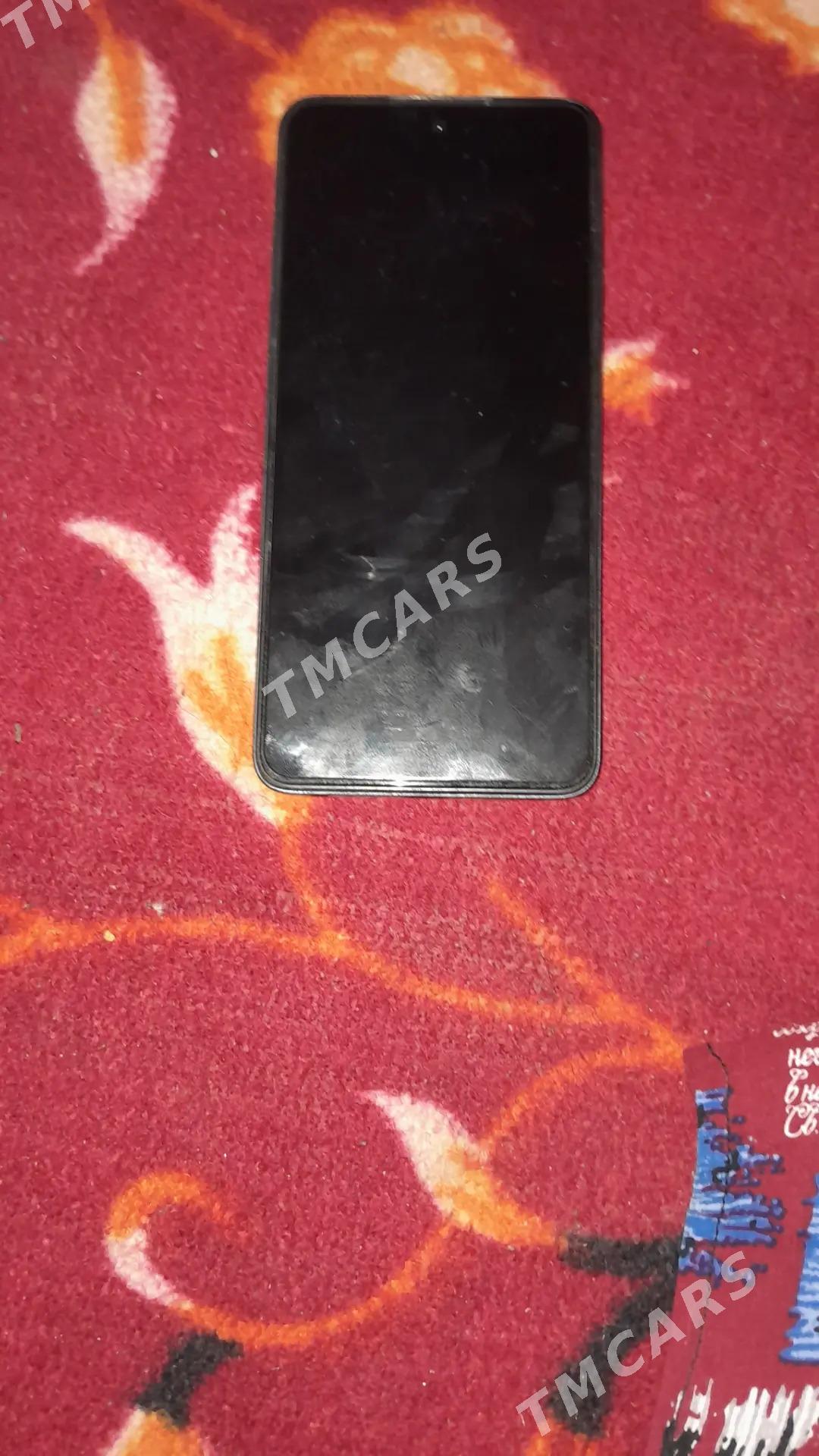 TECNO SPARK 20 - Теджен - img 4