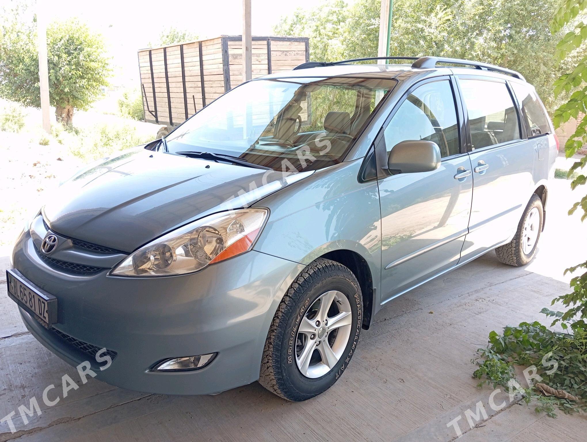 Toyota Sienna 2008 - 240 000 TMT - Gurbansoltan Eje - img 5