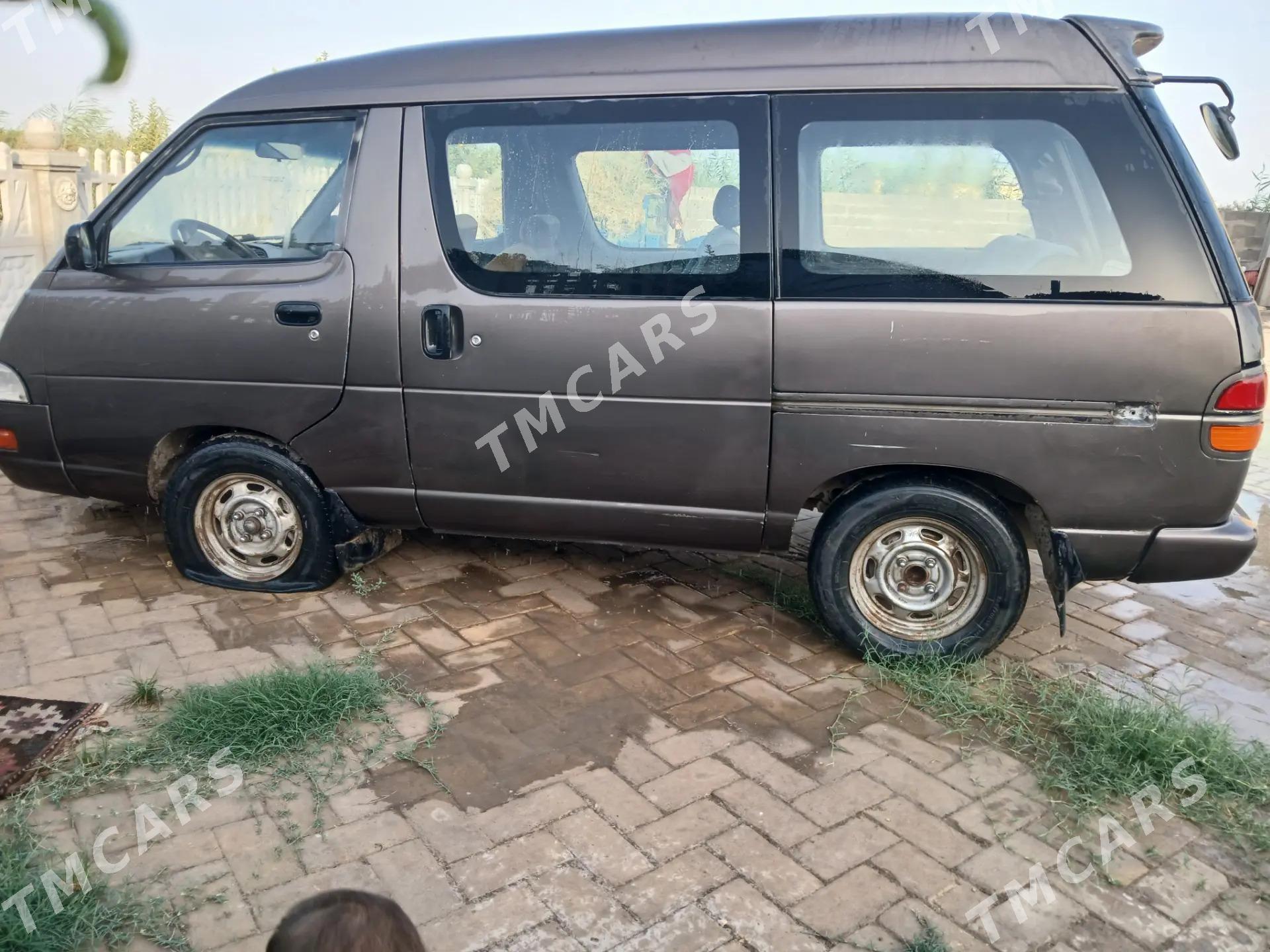 Toyota Town Ace 1994 - 37 000 TMT - Kerki - img 5