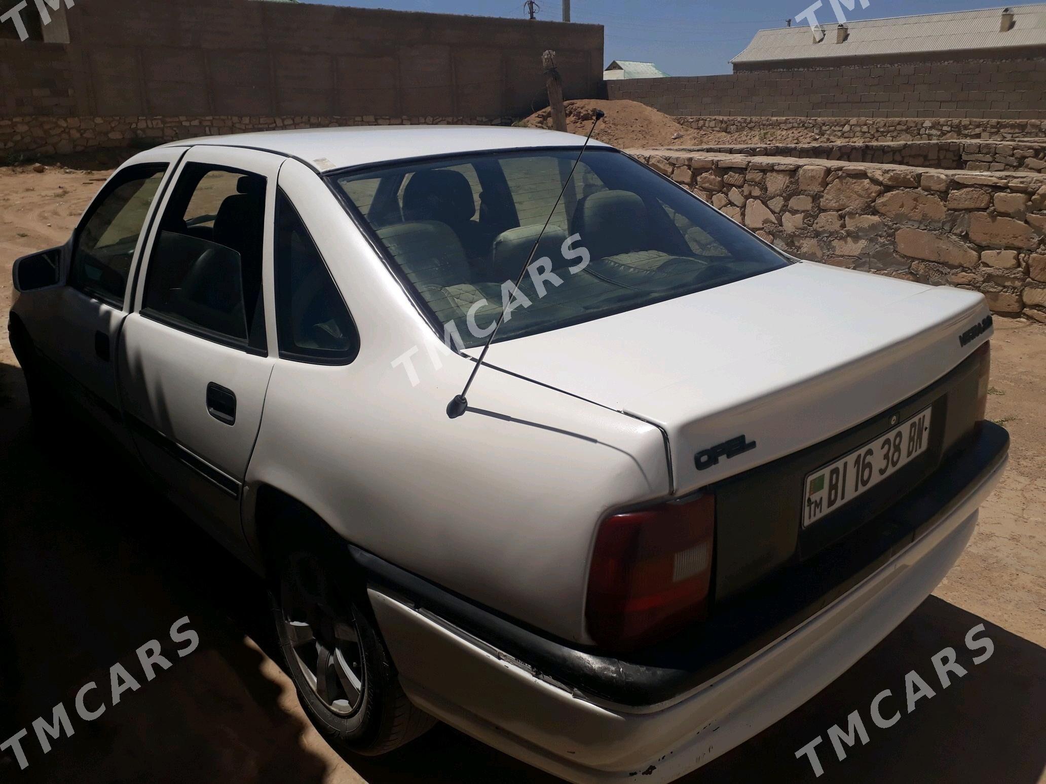 Opel Vectra 1992 - 30 000 TMT - Türkmenbaşy - img 3