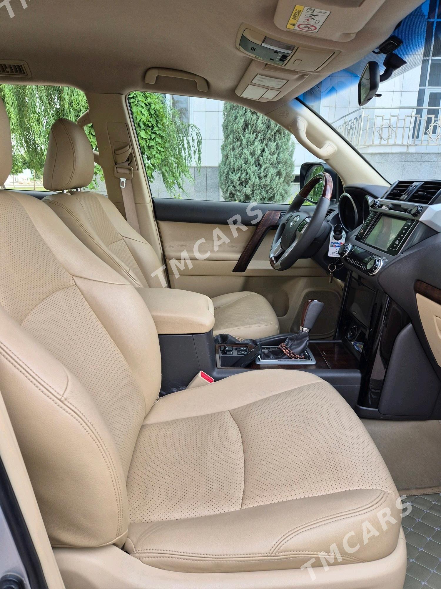Toyota Land Cruiser Prado 2015 - 565 000 TMT - Ашхабад - img 8
